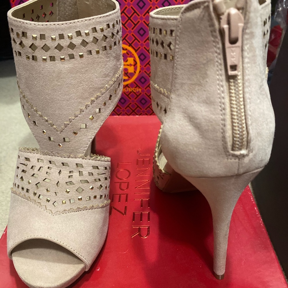 Brand New High Heeled Womens Shoes